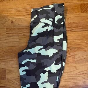 lululemon camo leggings in olive green and black